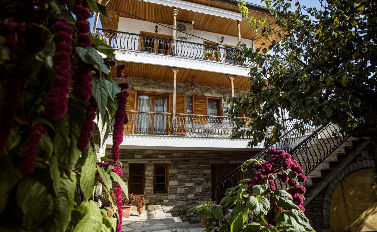 Georgia'S Guesthouse Касторія Екстер'єр фото